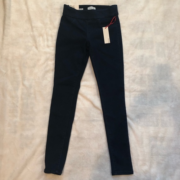 Elle Pants - ELLE PULL ON SKINNY JEGGINGS